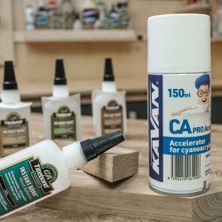 Aktivátor CA, 200 ml, spray