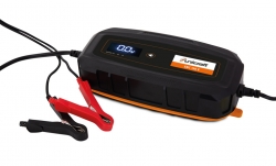 Nabíjačka autobatérií EBC 150 E