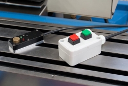 CNC frézka KX 3 (Armote) s krytom