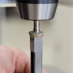 IGM Diamantový kužeľový brúsik pre ostrohranné dlabacie vrtáky do 13 mm